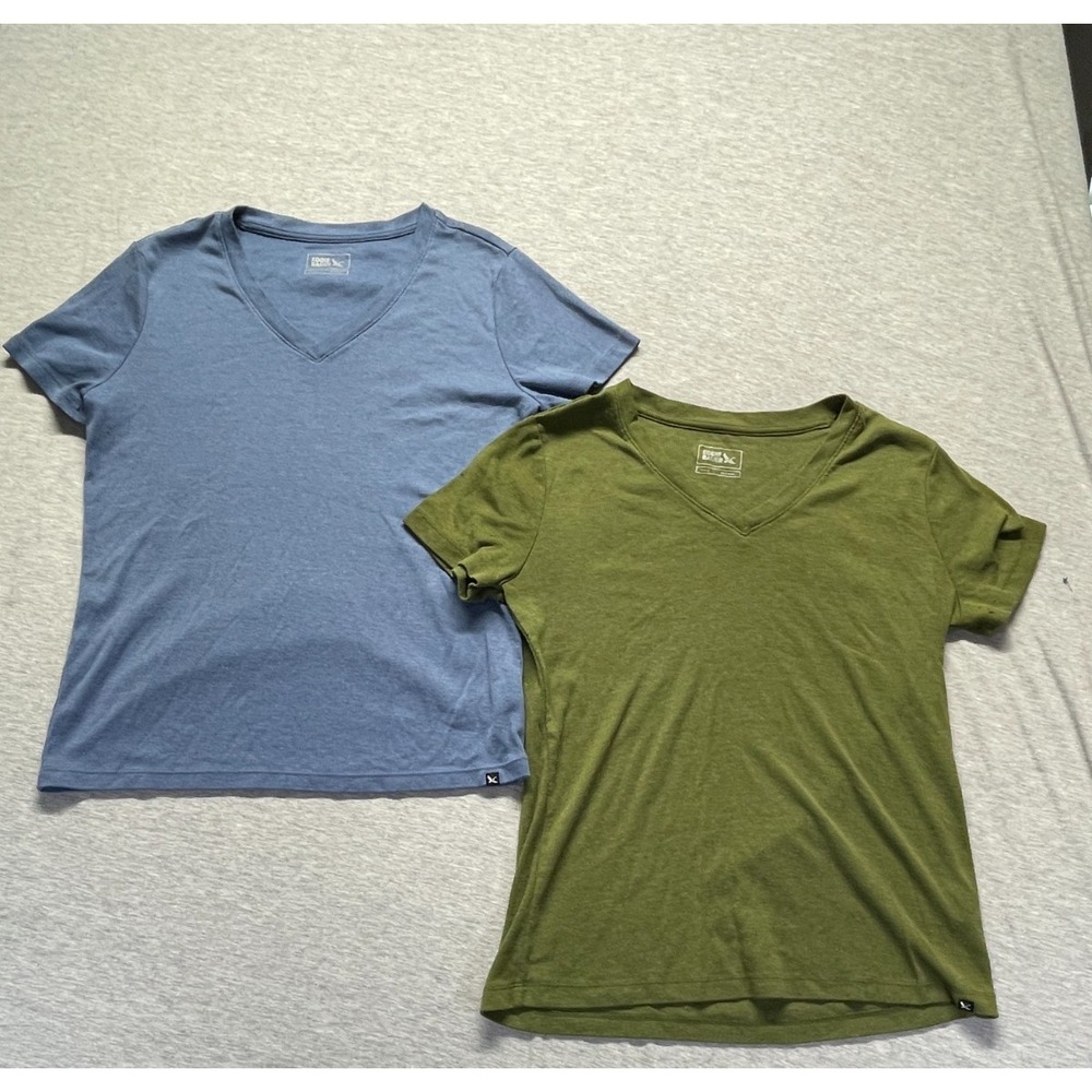 Lot of 2 Eddie Bauer T Shirt Womens Large Green Blue Casual Short Sleeve V-Neck